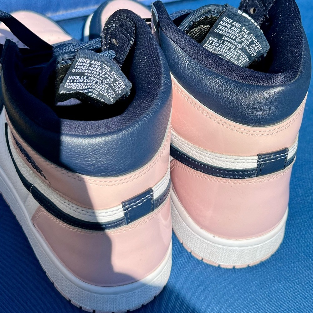 Nike Air Jordan 1 High Atmosphere Pink & Blue Sneakers Size 8 DD9335-641 - Picture 8 of 12